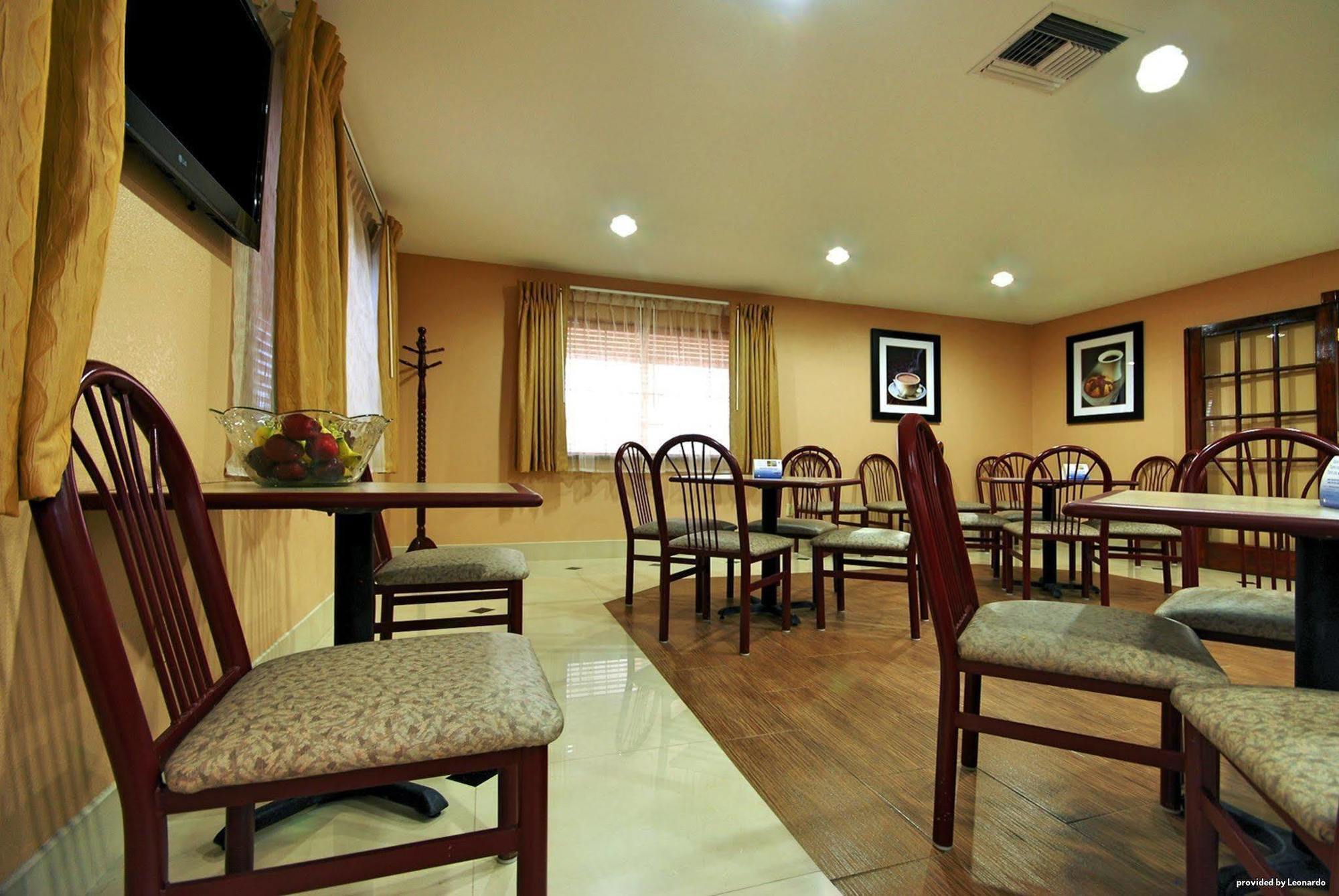 Americas Best Value Inn Sinton Exterior photo